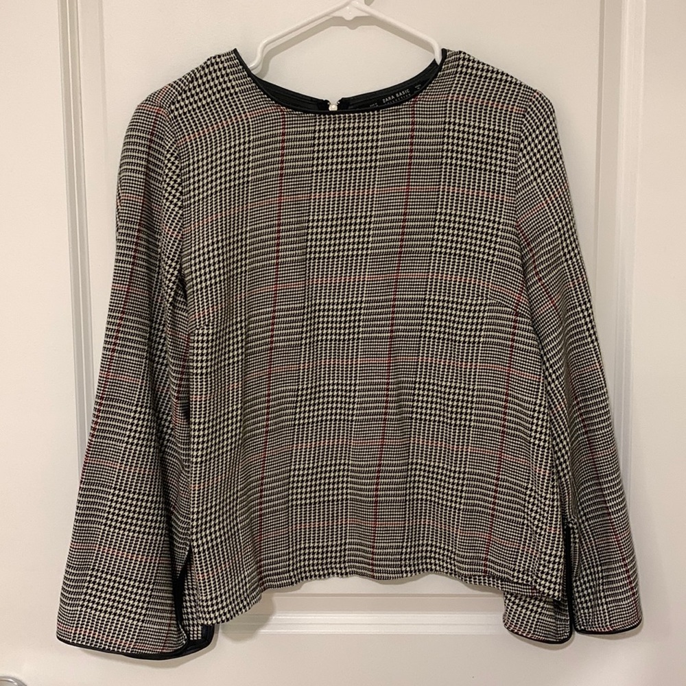 Plaid & faux leather long sleeve, zipper (size: M)
